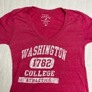 Washington college, V-neck tee WAC